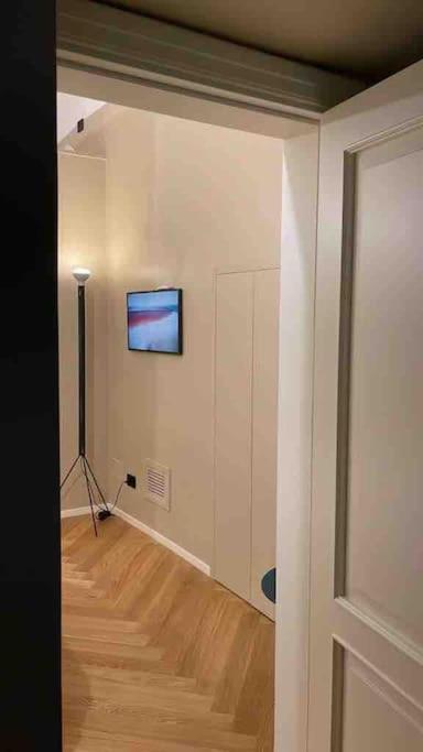 Meh Luxury Apartment City Centre Bari Exterior foto